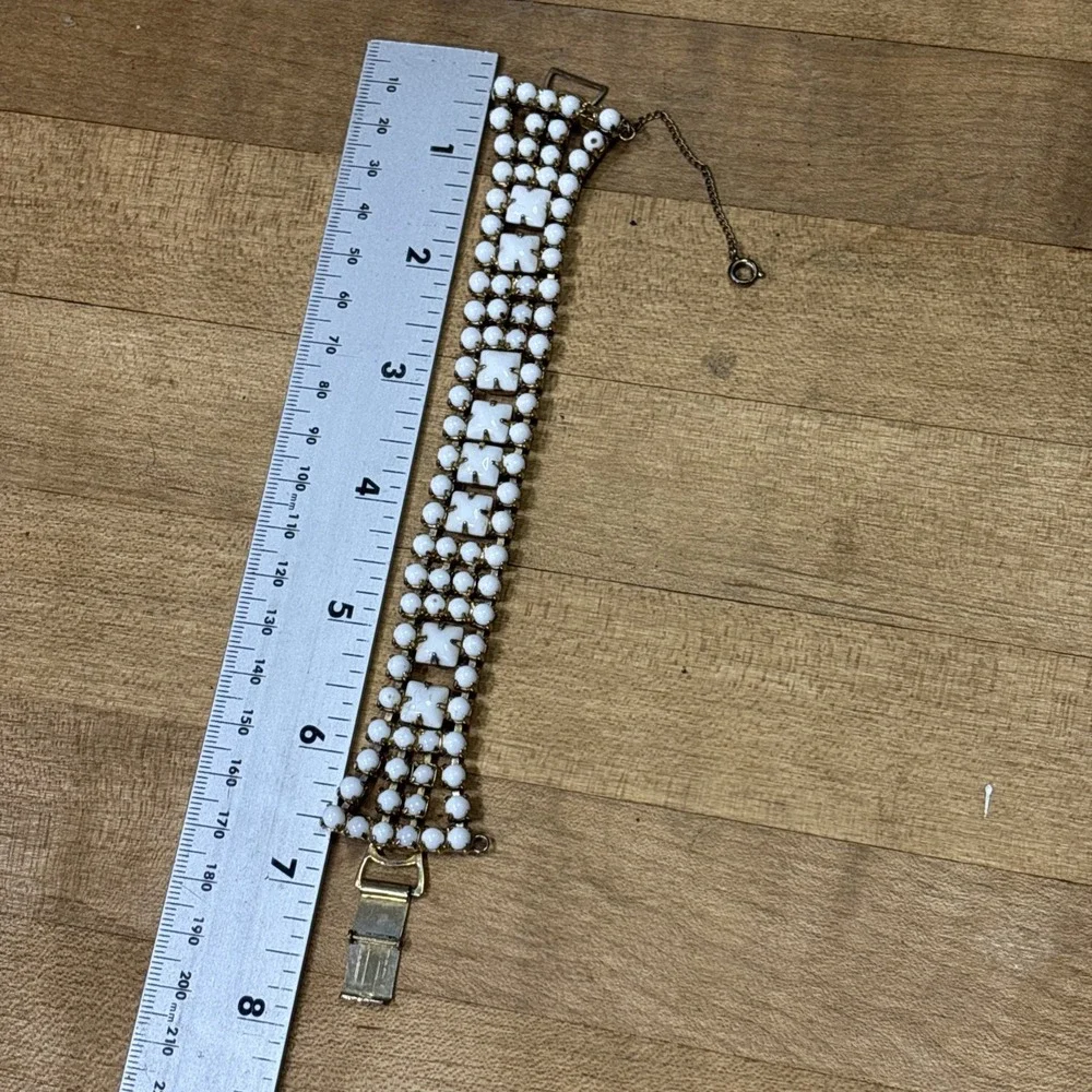Vintage Kramer Style Milk Glass Bracelet Art Deco White Gold Tone Statement